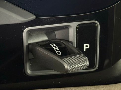 New 2026 Porsche Taycan image 36