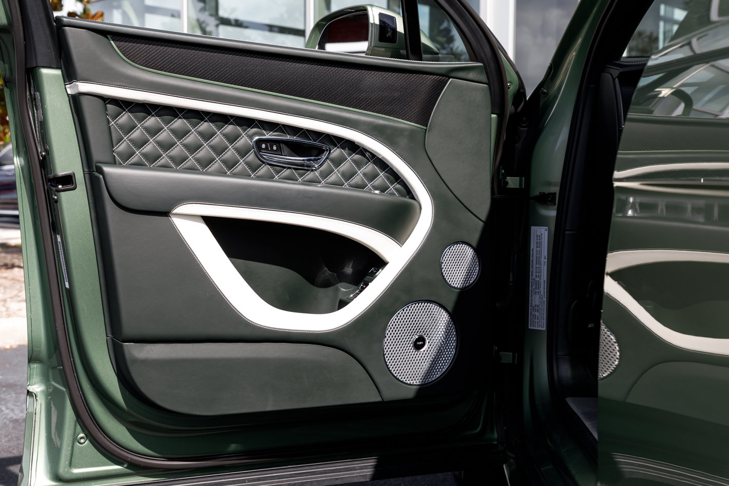 Used 2023 Bentley Bentayga Speed AWD/4WD image 30