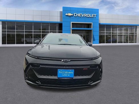 Used 2024 Chevrolet Equinox EV RS image 8