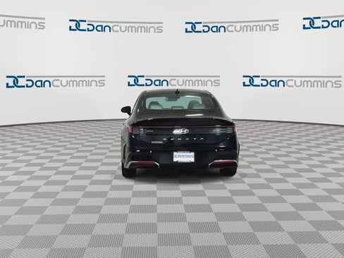 Used 2024 Hyundai Sonata SEL FWD image 8