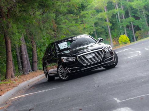 Used 2017 Genesis G90 5.0 Ultimate AWD/4WD image 22