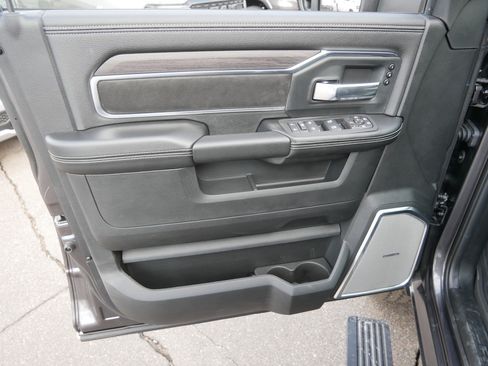 New 2026 RAM 3500 Laramie AWD/4WD image 6