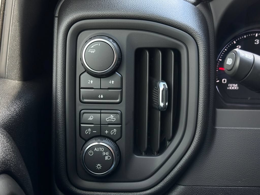 New 2026 Chevrolet Silverado 2500 Custom w/ Custom Value Package AWD/4WD image 21