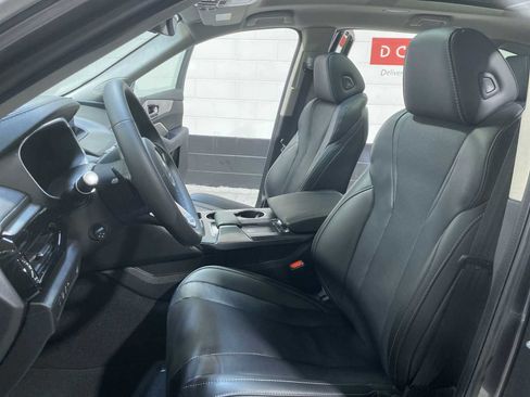 Used 2024 Acura MDX SH-AWD w/ Technology Package image 11