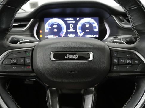 Used 2022 Jeep Grand Cherokee L Laredo w/ Luxury Tech Group I AWD/4WD image 17