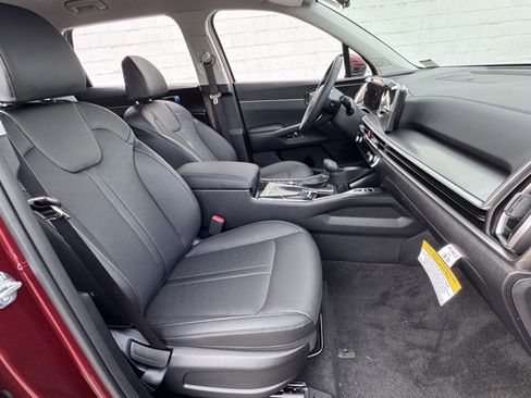 New 2025 Kia Sorento S image 9