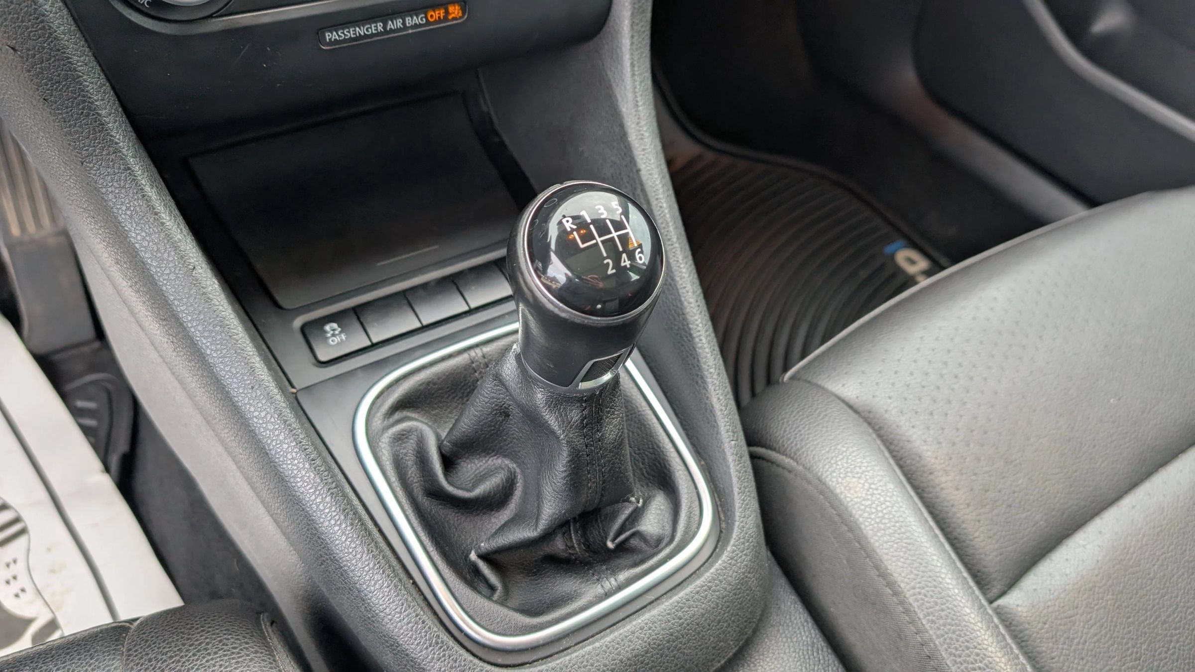 Used 2014 Volkswagen Jetta TDI FWD image 18