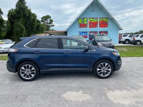 Used 2017 Ford Edge Titanium w/ Equipment Group 301A FWD image 6