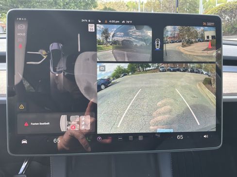 Used 2024 Tesla Model Y Long Range image 25