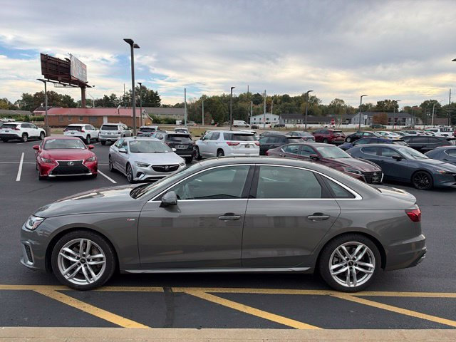 Used 2023 Audi A4 2.0T Premium Plus AWD/4WD image 3