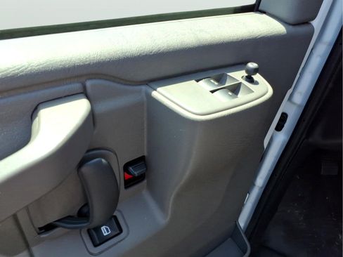 Used 2024 GMC Savana 2500 w/ Driver Convenience Package RWD image 13