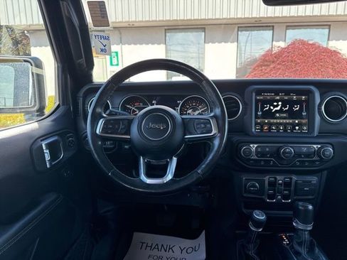 Used 2020 Jeep Wrangler Unlimited Sahara AWD/4WD image 20
