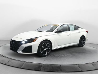 Used 2024 Nissan Altima 2.5 SR