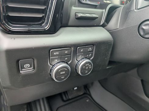 New 2026 GMC Sierra 1500 AT4 w/ AT4 Premium Package image 17