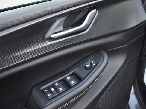 Used 2024 Jeep Grand Cherokee Laredo w/ Trailer Tow Package image 22