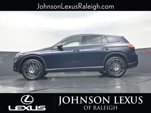 Used 2024 Mercedes-Benz GLC 300 4MATIC image 21
