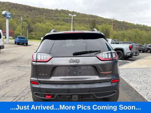 Used 2020 Jeep Cherokee Trailhawk w/ Cold Weather Group AWD/4WD image 7