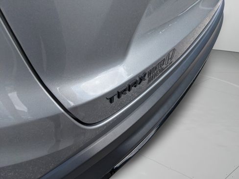 Used 2024 Chevrolet Trax RS FWD image 40