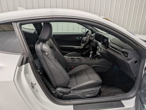 Used 2026 Ford Mustang Premium RWD image 24