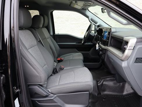 New 2026 Ford F450 XL w/ 360-Degree Camera Package image 37