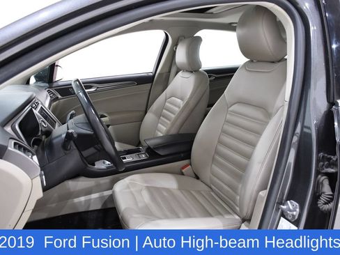 Used 2019 Ford Fusion SEL FWD image 22