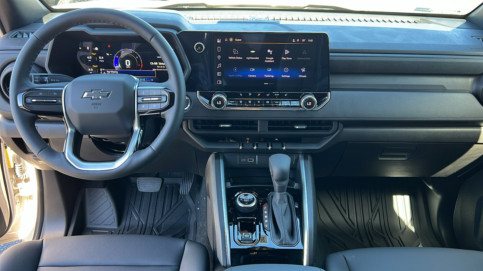 New 2026 Chevrolet Colorado Trail Boss w/ Midnight Edition AWD/4WD image 15
