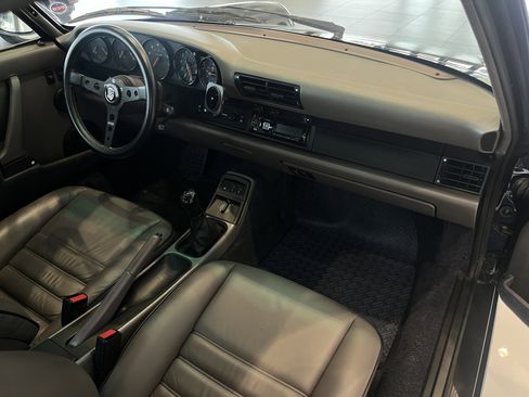 Used 1992 Porsche 911 Carrera image 21