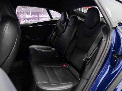 Used 2022 Tesla Model S image 42