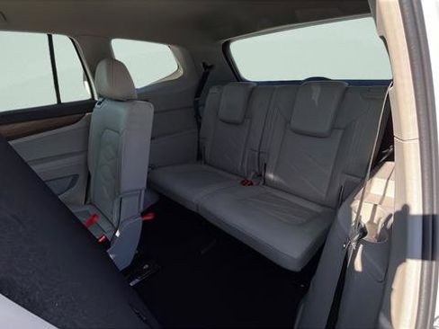 New 2026 Volkswagen Atlas SE image 21