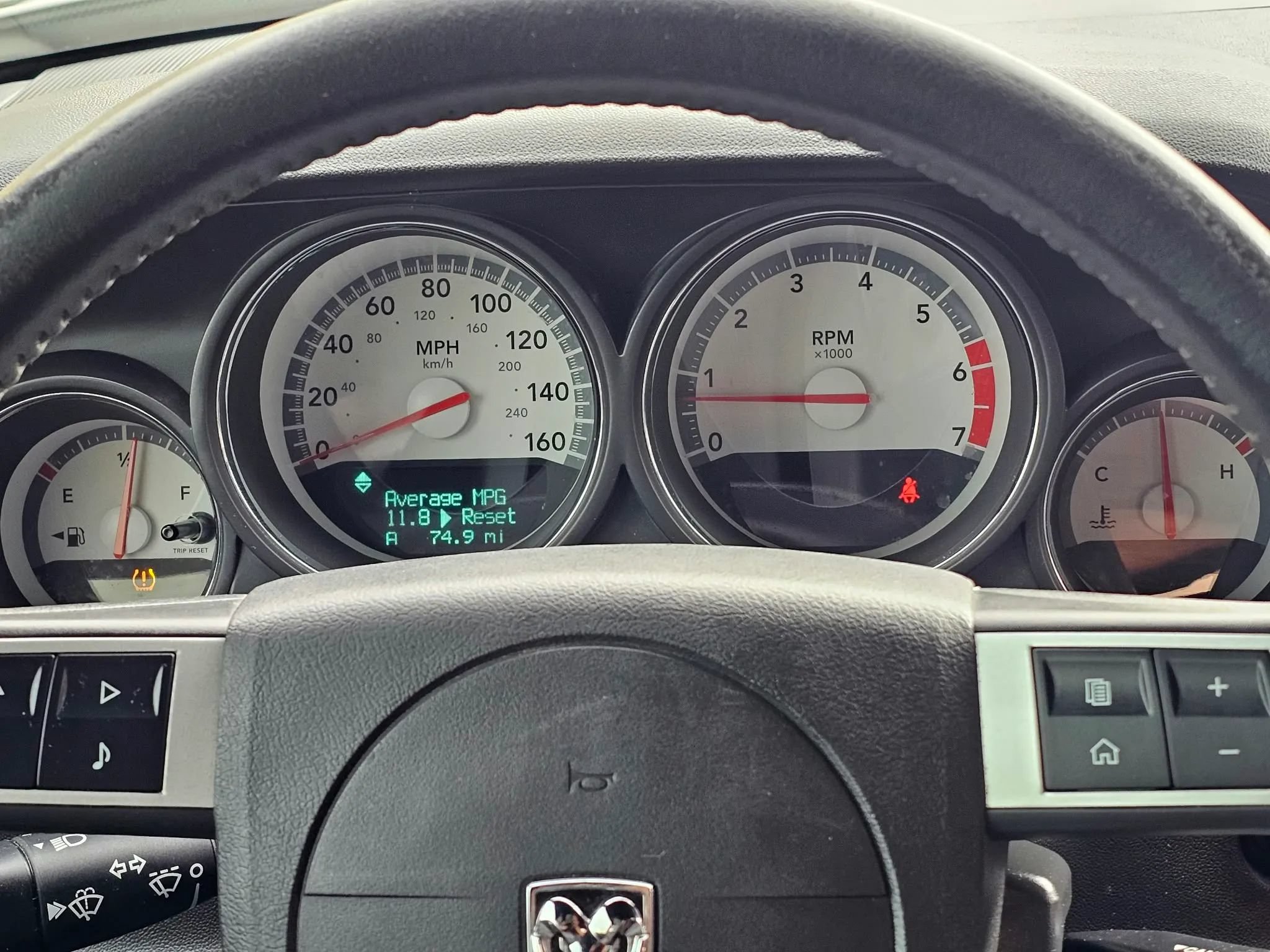 Used 2010 Dodge Challenger R/T RWD image 23