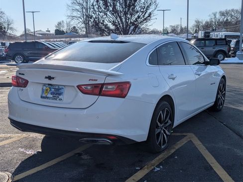 Used 2024 Chevrolet Malibu RS w/ LPO, Floor Liner Package image 3