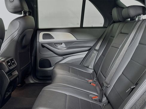 Used 2024 Mercedes-Benz GLE 450e 4MATIC image 12