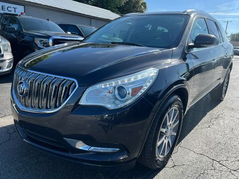 Used 2017 Buick Enclave Leather FWD image 2