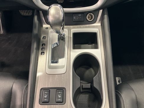 Used 2018 Nissan Murano Platinum image 17
