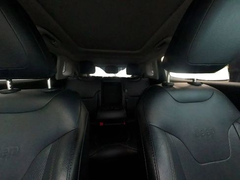 Used 2018 Jeep Compass Limited w/ Navigation Group image 25