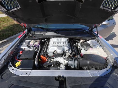 Used 2015 Dodge Challenger SRT Hellcat RWD image 99