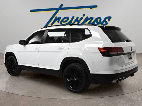 Used 2023 Volkswagen Atlas SE AWD/4WD image 9