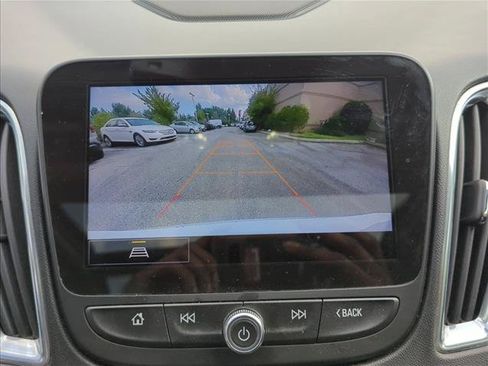 Used 2023 Chevrolet Malibu LT FWD image 14