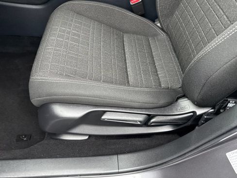 Certified 2024 Honda HR-V LX image 11