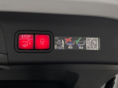 New 2026 Mercedes-Benz GLS 450 4MATIC image 7