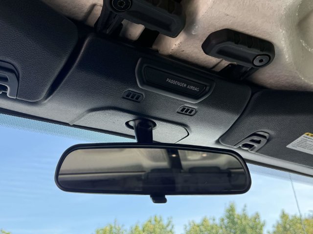 Used 2020 Jeep Wrangler Sport AWD/4WD image 13