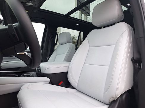 Used 2025 Chevrolet Tahoe Premier w/ Sun And Tow Package image 23