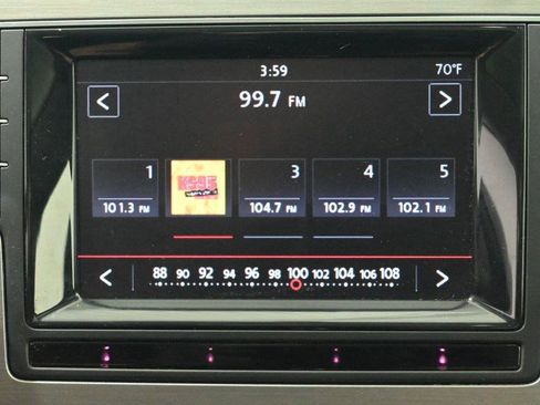 Used 2015 Volkswagen Golf S w/ Lighting Package FWD image 23