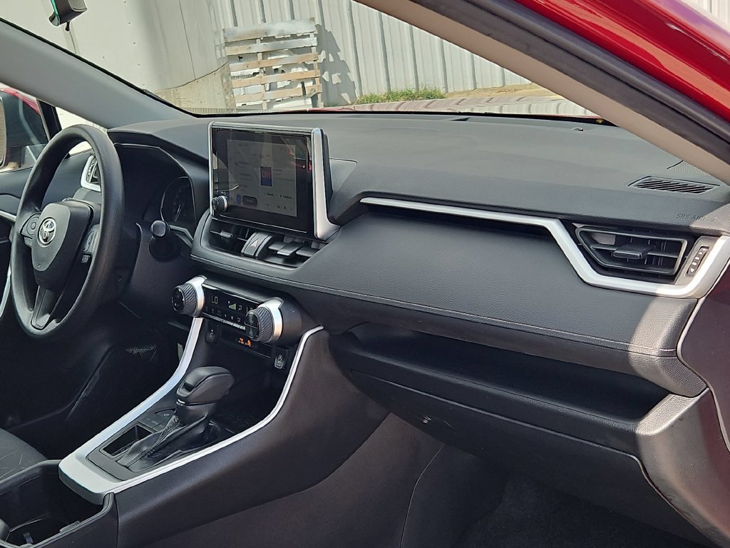 Used 2023 Toyota RAV4 XLE FWD image 29