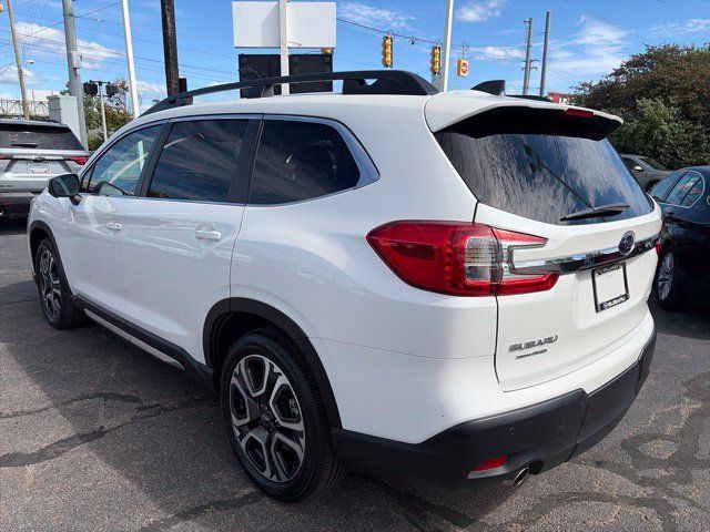 Used 2023 Subaru Ascent Limited w/ Technology Package AWD/4WD image 4