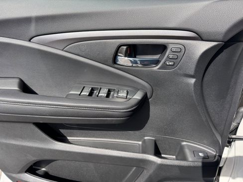 New 2025 Honda Ridgeline RTL image 14