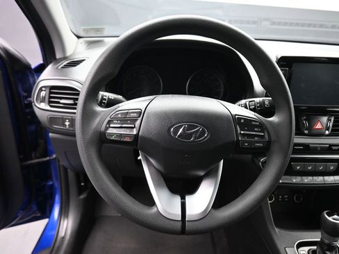 Used 2018 Hyundai Elantra GT image 14