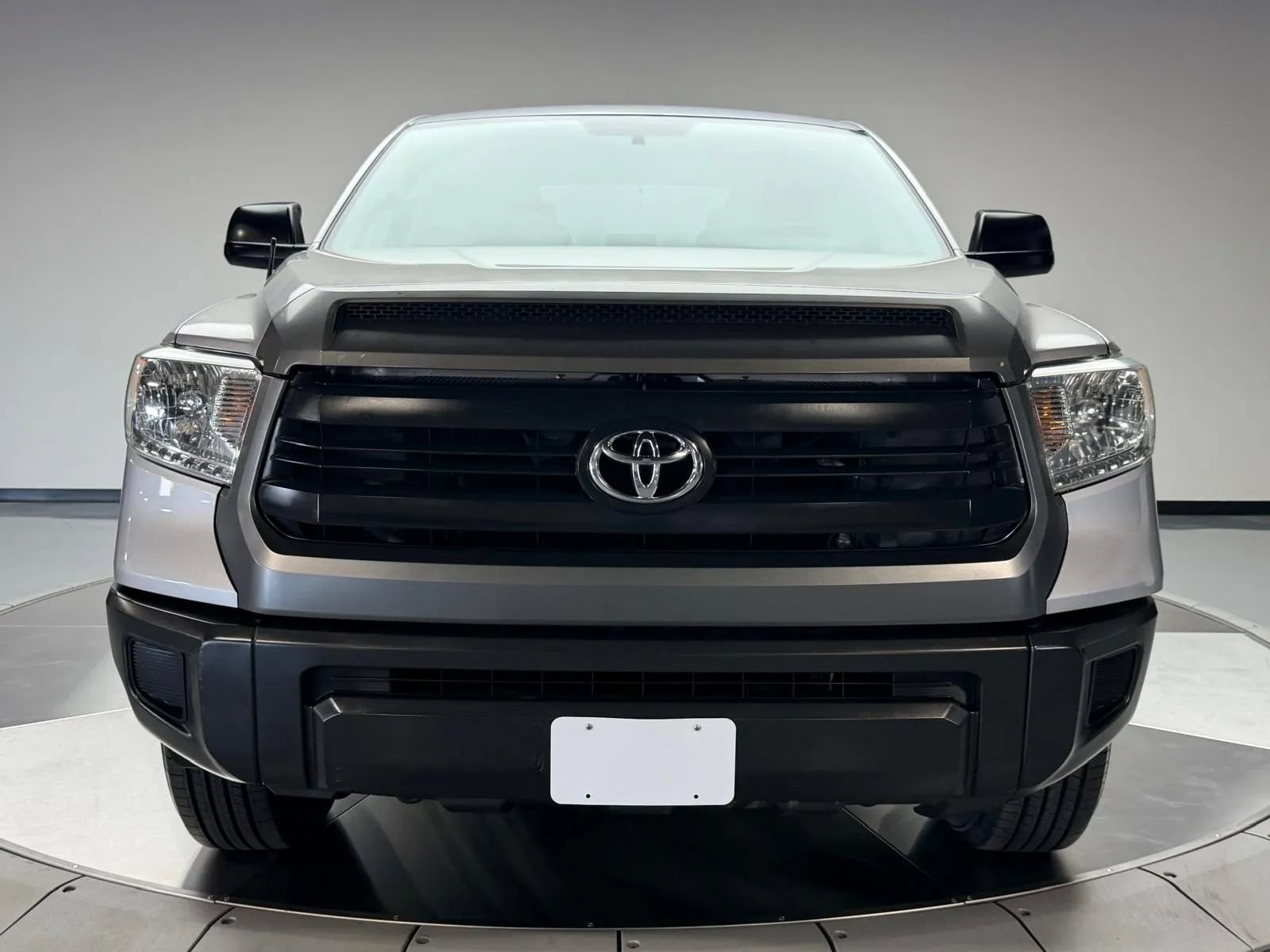 Used 2014 Toyota Tundra SR RWD image 3