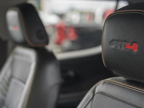 Used 2022 GMC Terrain AT4 w/ Infotainment Package II AWD/4WD image 44