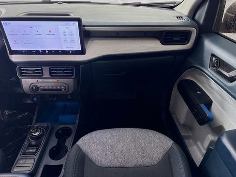 Used 2025 Ford Maverick XLT FWD image 34